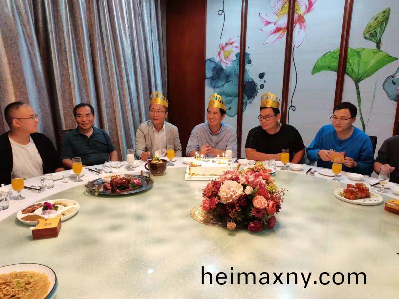 萬(wan)川(chuan)環保(bao)9月員工生日(ri)會