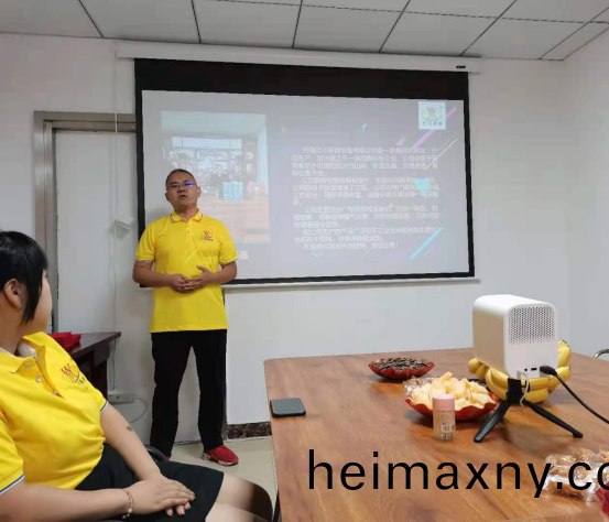 河南(nan)萬(wan)川(chuan)環(huan)保設備(bei)有(you)限公(gong)司2021年上(shang)半(ban)年(nian)錶彰(zhang)大會