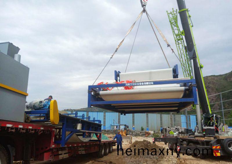 靈(ling)寶汚泥(ni)脫(tuo)水(shui)